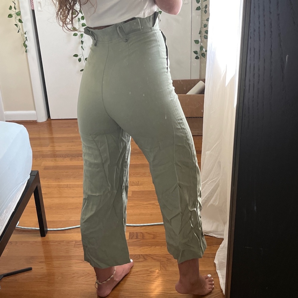 Green high waisted pants